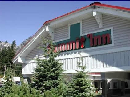 The Summit Inn