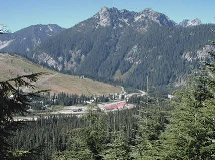 The Summit 2* Snoqualmie Pass